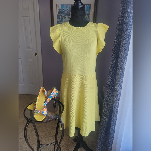 Ann Taylor Factory Dresses & Skirts - Ready for Easter in this Ann Taylor lemon dress, size M